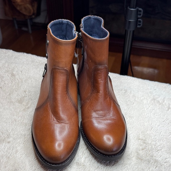 NWT Dorking Elegant Brown Leather Ankle Boots sz 37 (6.5) - Picture 9 of 9
